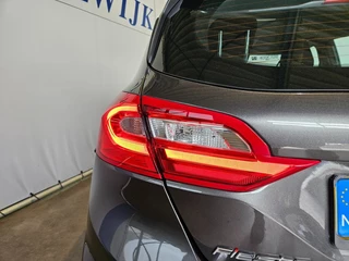 Ford Fiesta Ford Fiesta 1.0 EcoBoost Titanium / Trekhaak / Camera / NL Auto - afbeelding nr 47