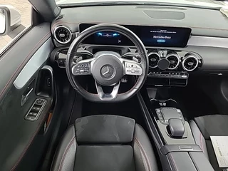 Mercedes-Benz CLA Mercedes-Benz CLA-klasse 180d Aut. Business Sol. AMG | Navi | Camera | CarPlay | - afbeelding nr 8