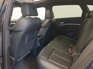Audi e-tron Head-Up Panoramadak Matrix - afbeelding nr 30