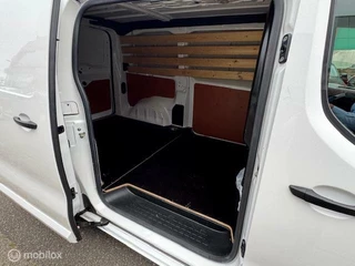 Citroën Jumpy Citroen Jumpy bestel 2.0 BlueHDI 120 M Driver Euro6 123 pk   2.500kg trekgewicht  , Navigatie , Camera achter , Dodehoekdetectie , Trekhaak , Bumpers in de kleur , Lage km stand - afbeelding nr 17