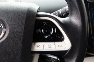 Toyota Prius Toyota Prius 1.8 Dynamic JBL Navi 17inch - afbeelding nr 22