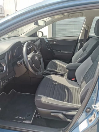 Toyota Auris Toyota Auris 1.8 Hybrid - afbeelding nr 4