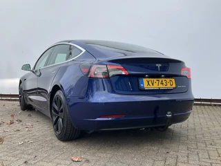 Tesla Model 3 - afbeelding nr 2