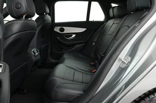 Mercedes-Benz C-Klasse Mercedes-Benz C-klasse 180 AMG | Panoramadak | Leder | Head-Up |  Full LED | Navigatie | Park Assist | Cruise control | Climate control | Bluetooth - afbeelding nr 7