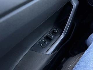Volkswagen Polo Volkswagen Polo 1.0 TSI R-Line 116PK DSG ACC CARPLAY - afbeelding nr 18