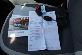 Renault Twingo Renault Twingo 1.0 SCe Collection Airco|Cruise|Multif. stuur|Iso-fix|Led|Dealer Onderhouden - afbeelding nr 11
