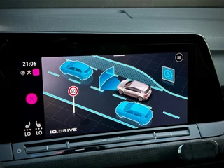 Volkswagen Golf Volkswagen Golf 2.0 TSI GTI PANO|IQ LIGHT|DCC|ACC|NARDO - afbeelding nr 34