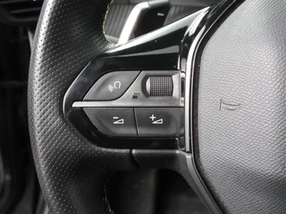 Peugeot 2008 Peugeot 2008 1.2 PureTech 130pk Automaat GT-Line Navigatie Apple Carplay/Android Auto Camera Parkeersensoren Ledverlichting Cruise Control Virtual Cockpit Climate Control Lichtmetalen velgen - afbeelding nr 15