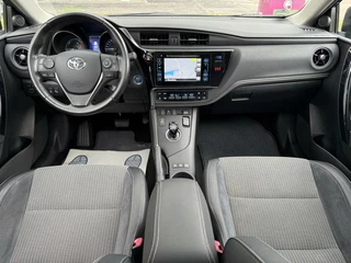 Toyota Auris Toyota Auris 1.8 Hybrid Executive - NAVI/LED/PANO/CAMERA/NAP - afbeelding nr 12