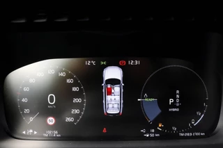 Volvo XC90 Volvo XC90 2.0 T8 Recharge AWD - PANO - SPECIALE KLEUR - afbeelding nr 19