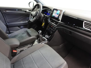 Volkswagen T-Roc Volkswagen T-Roc 1.0 TSI R-Line Business Airco Navi Carplay PDC VA Massage Full LED Adaptive Cruise Control Ambiente verlichting - afbeelding nr 42