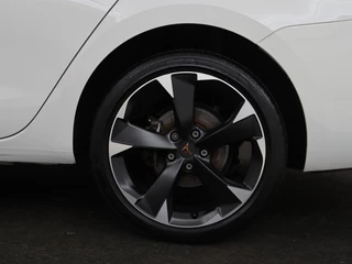 CUPRA Leon Cupra Leon 1.4 e-Hybrid | Camera | Adaptive cruise |  Stuurverwarming | Navigatie | Sfeerverlichting | Keyless | Full LED | PHEV - afbeelding nr 33