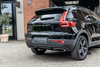 Volvo XC40 Volvo XC40 2.0 T4 R-Design Pano / Camera / ACC - afbeelding nr 5