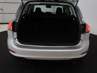 Ford Focus Ford Focus 1.0 EcoBoost Hybrid Trend Edition Business |  Camera | Carplay | Full LED | Navigatie | Sportstoelen | Airco | Cruise control | Parkeerhulp | Bluetooth - afbeelding nr 9