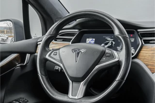 Tesla Model X 22