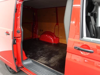 Volkswagen Transporter Volkswagen Transporter 2.0 TDI 150pk DSG Automaat Trekhaak Apple Carplay/ Android Auto Cruise control Airco Sidebars Parkeersensoren - afbeelding nr 40