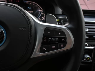 BMW 5 Serie BMW 5 Serie Touring 530e 292PK High Executive M-Sport | LASER LED | HEAD-UP | PANORAMADAK | SHADOW LINE | ADAPTIVE CRUISE | - afbeelding nr 67