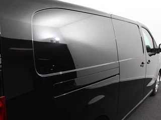 Opel Vivaro Opel Vivaro 1.5 Diesel 120PK L3 BPM VRIJ! Apple Carplay /  Android Auto Parkeersensoren V+A Trekhaak Camera Navigatie Cruise Control LED koplampen houten afwerking laadruimte - afbeelding nr 31