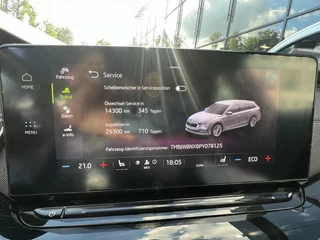 Škoda Octavia Škoda Octavia Combi 1.4 TSI iV PHEV SPORTLINE BUSINESS AUT. Matrix LED | Stuurverwarming | Wegklapbare trekhaak - afbeelding nr 14