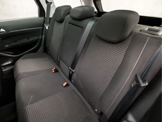 Peugeot 308 Peugeot 308 SW 1.2 PureTech Sport (PANORAMADAK, APPLE CARPLAY, GROOT NAVI, PARKEERSENSOREN, SPORTSTOELEN, GETINT GLAS, CRUISE, LANE ASSIST, NIEUWE APK, NIEUWSTAAT) - afbeelding nr 15
