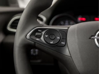 Opel Grandland X (APPLE CARPLAY, GROOT NAVI, CLIMATE, CAMERA, LEDER, SPORTSTOELEN, GETINT GLAS, PARKEERSENSOREN, CRUISE, DAB+, NIEUWE APK, NIEUWSTAAT) - afbeelding nr 19