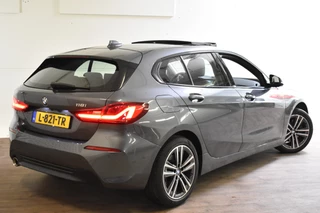 BMW 1 Serie CAMERA/CARPLAY/PANORAMADAK - afbeelding nr 3
