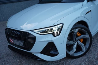 Audi e-tron Audi e-tron 50 Quattro 2X S-Line I HUD I Pano I B&O I Leder I Matrix-LED I - afbeelding nr 2