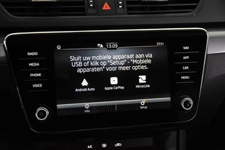 Škoda Superb Škoda Superb Combi 1.5 TSI *1ste Eigenaar*Carplay*Trekhaak* - afbeelding nr 18