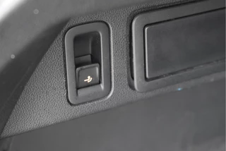 Volkswagen Tiguan | Pano.dak | 360 gr. camera | Elekt.trekhaak | Keyless | Virtual cockpit | Uniek - afbeelding nr 16