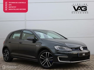 Volkswagen Golf - 160938374-0