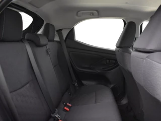 Toyota Yaris Toyota Yaris 1.5 Hybrid 115 Style | Stuur en Stoelverwarming | Parkeersensore - afbeelding nr 13