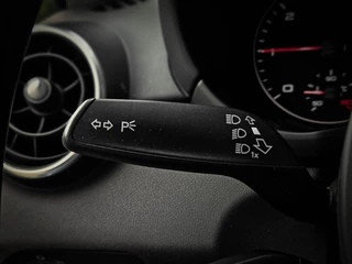 Audi A1 Sportback Audi A1 Sportback 1.6 TDI S-Line 5-Deurs | NAVI | CRUISE | BT-AUDIO | 17