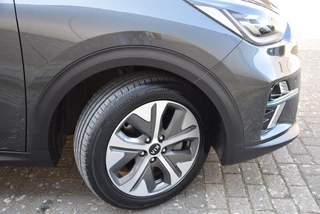 Kia e-Niro Kia e-Niro ExecutiveLine 64 kWh | Stoelverwarming/koeling | Elektrisch verstelb. bestuurdersstoel met geheugen | Draadloze telefoonlader | - afbeelding nr 38
