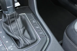 Volkswagen Tiguan Volkswagen Tiguan 1.5 TSI ACT Highline R-LINE HUD VIRTUAL DASHBOARD - afbeelding nr 22