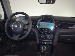 MINI Electric MINI Electric Mini Camden Edition 33 kWh | Stoelverwarming • Union Jack • CarPlay - afbeelding nr 11