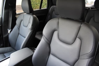 Volvo XC90 Volvo XC90 2.0 T8 Recharge AWD Plus Dark | Trekhaak | Panoramadak | 360 Camera - afbeelding nr 34