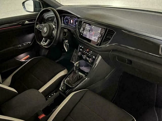 Volkswagen T-Roc Volkswagen T-Roc 1.5 TSI Sport R-Line Pano CarPlay ACC NAP - afbeelding nr 18