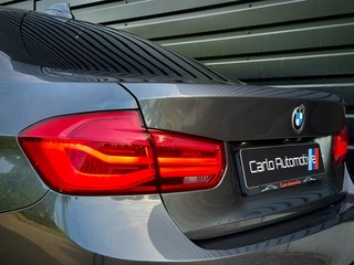 BMW 3 Serie BMW 3 Serie 320i AUT|SPORTLEER|CAMERA|CARPLAY|HiFi - afbeelding nr 31
