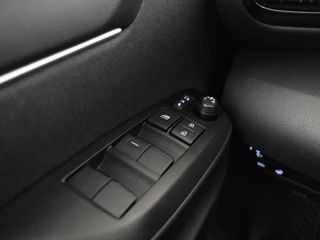 Toyota Yaris Toyota Yaris 1.5 Hybrid 115 Style | Stuur en Stoelverwarming | Parkeersensore - afbeelding nr 21