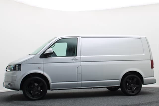 Volkswagen Transporter Airco, Cruise, Trekhaak, Navigatie, Bluetooth, PDC, 18'' - afbeelding nr 15