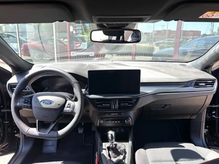 Ford Focus Ford Focus 1.0 EBH ST LINE - afbeelding nr 3