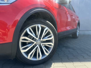 Volkswagen T-Roc Volkswagen T-Roc 1.0 TSI Style Adaptive Cruise CarPlay Navi LED Climate Stoelverwarming - afbeelding nr 18