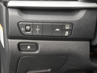 Kia Niro Kia Niro 1.6 GDi Hybrid DynamicLine - Navigatie - Camera - Climate control - Cruise control - All Season - Fabrieksgarantie tot 09-2026 - afbeelding nr 28