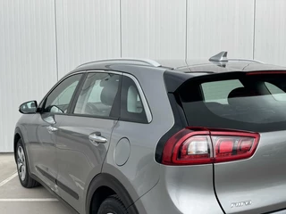 Kia Niro Kia Niro 1.6 GDi Hybrid DynamicLine|Navi|NL-Auto - afbeelding nr 35