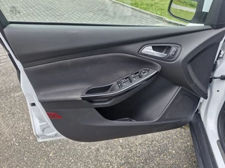 Ford Focus Ford Focus Wagon 1.5 Titanium - afbeelding nr 10