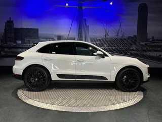 Porsche Macan Porsche Macan 2.0 *Pano*Memory*Bose*Luchtvering* - afbeelding nr 2