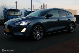 Ford Focus Ford Focus Wagon 1.0 EcoBoost 125 PK Titanium Business, Trekhaak, Stoel-stuurverwarming, 18 Inch LMV, Donker glas, Pdc voor + achter, Navi, App connect, Cruise, Clima - afbeelding nr 31