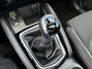 Nissan QASHQAI Nissan QASHQAI 1.2 N-Connecta | Panorama dak | Achteruitrijcamera - afbeelding nr 25