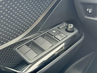 Toyota C-HR Toyota C-HR 1.8 Hybrid Dynamic - afbeelding nr 27