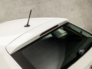 Volkswagen Polo (APPLE CARPLAY, CLIMATE, LM VELGEN, SPORTSTOELEN, PARKEERSENSOREN, CRUISE, NIEUWE APK, NIEUWSTAAT) - afbeelding nr 29